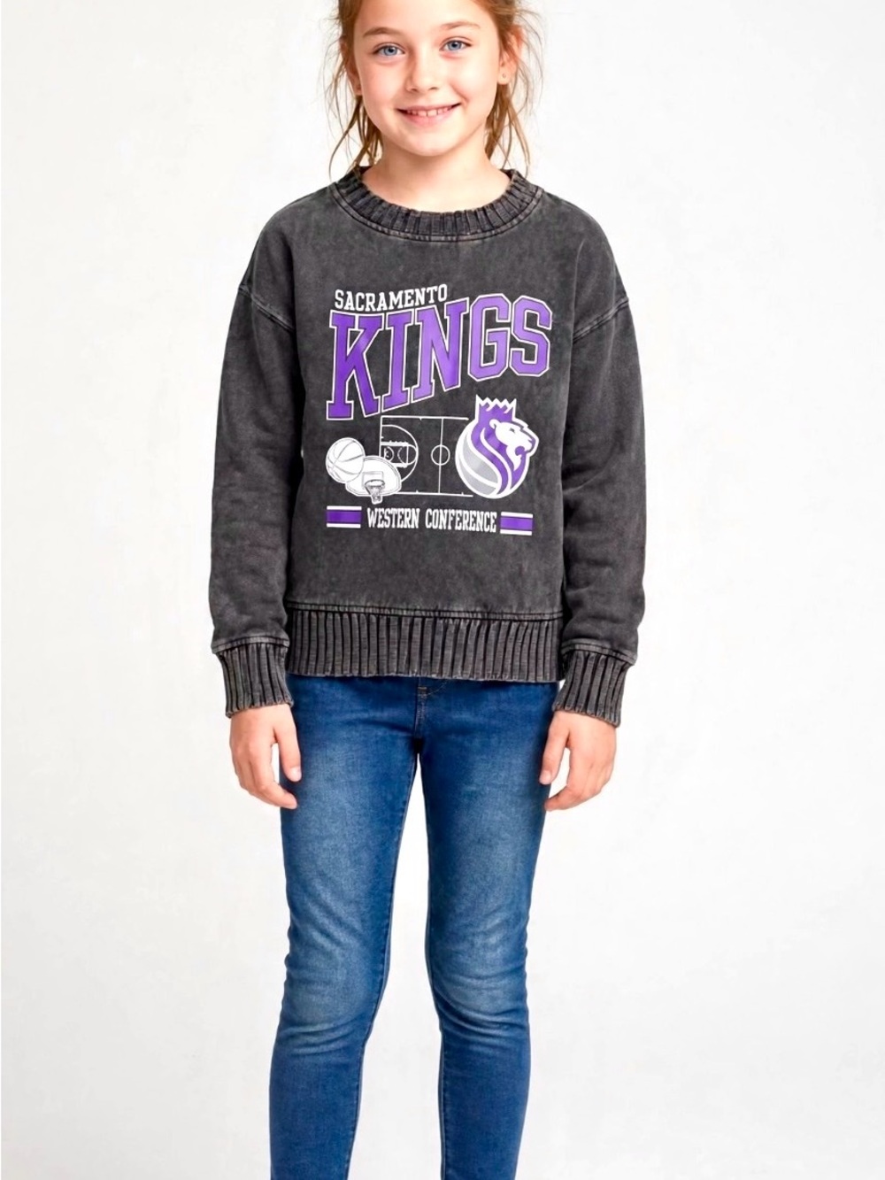 Sacramento Kings Graphic Crewneck Sweatshirt - Black & Purple Unisex Youth S (6)